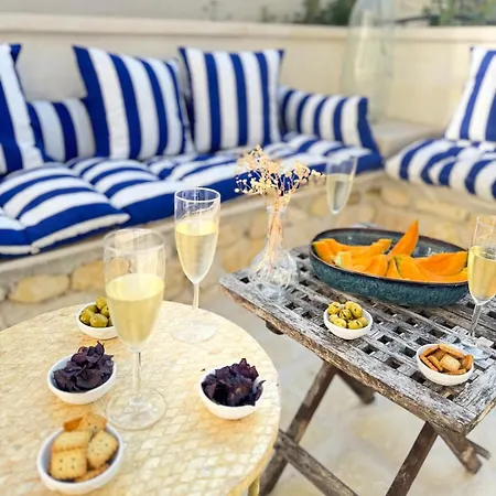 Holiday home Maison Des Passeroses *