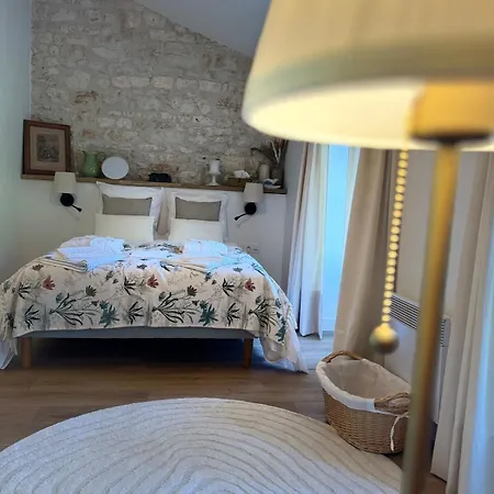 Maison Des Passeroses Holiday home Boutiers-Saint-Trojan